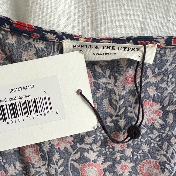 Spell and the Gypsy crop top - Picture 6 of 6